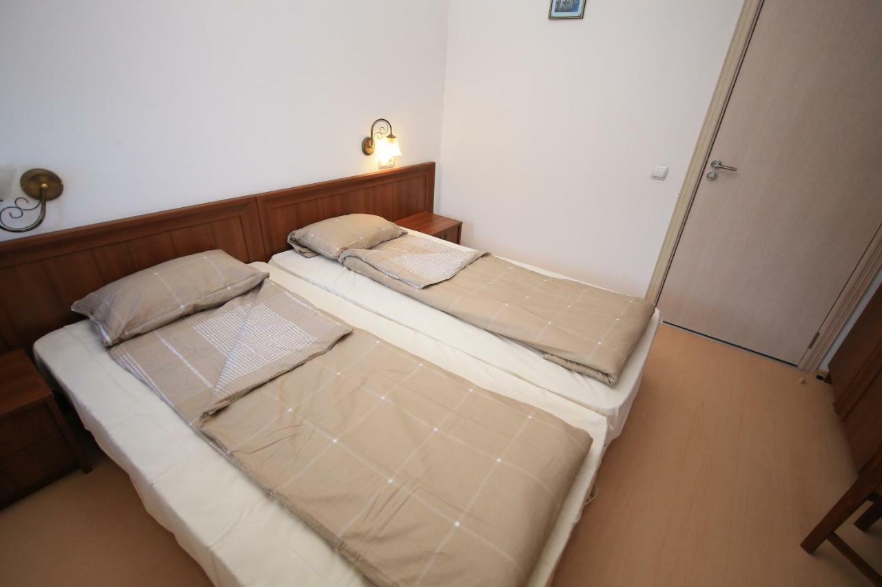 Great Location Near Lift Apartment Bansko Exterior photo